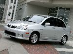 Automobile Suzuki Aerio foto, caratteristiche